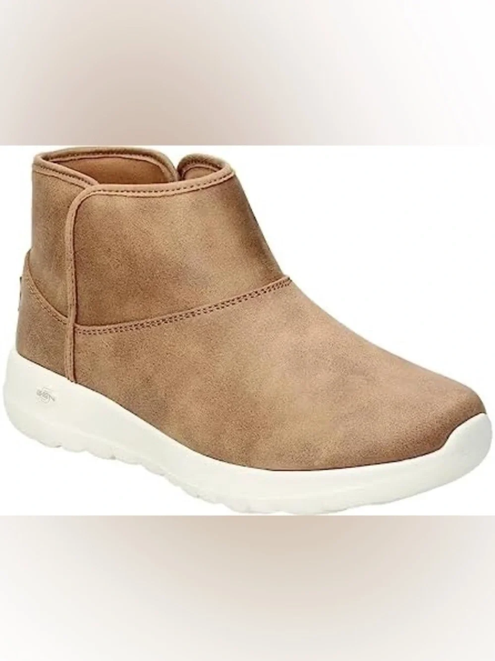 Skechers Brown Suede Slip-On Winter Boots with White Sole women’s size 6.5